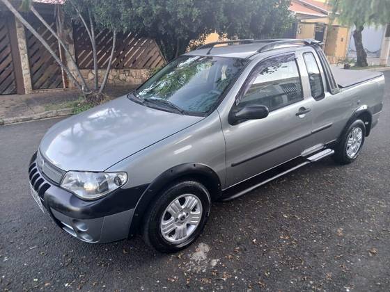 FIAT STRADA 1.8 MPI ADVENTURE CE 8V FLEX 2P MANUAL